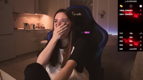 Snapshot of alexa_feels chatting on December 2024 10:32:01 PM Little Duck homie online show from December 2024 10:32:01 PM