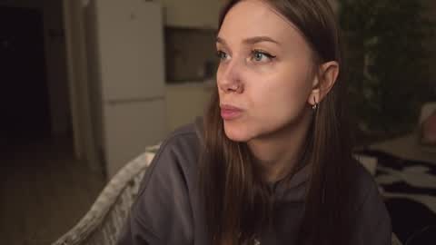 Snapshot of alexa_feels chatting on September 2025 03:46:01 PM Little Duck homie online show from September 2025 03:46:01 PM