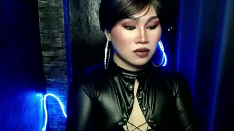 alexa_hansung online show from October 2025 11:03:01 AM