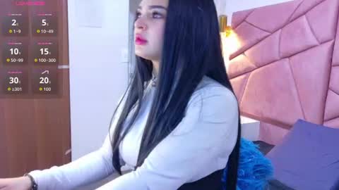 Snapshot of alexa_muz chatting on August 2026 01:35:02 PM Alexandra online show from August 2026 01:35:02 PM