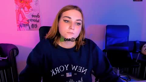 alexa_night_ online show from December 2025 10:02:01 AM