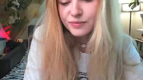 Snapshot of alexa_pirs chatting on June 2026 07:07:03 AM alexa_pirs online show from June 2026 07:07:03 AM
