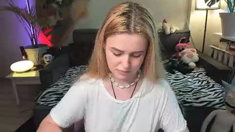 Snapshot of alexa_pirs chatting on June 2026 04:08:02 PM alexa_pirs online show from June 2026 04:08:02 PM