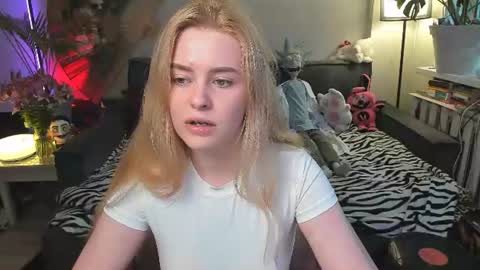Snapshot of alexa_pirs chatting on July 2026 04:31:02 PM alexa_pirs online show from July 2026 04:31:02 PM