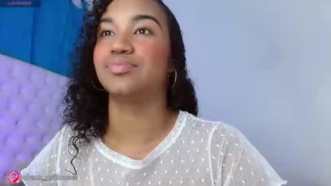 Snapshot of alexa_priincess chatting on October 2025 08:30:01 PM online show from October 2025 08:30:01 PM