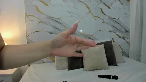 Alexa  online show from February 2025 12:16:01 AM