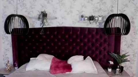 alexa_vandercloude online show from February 2025 09:32:01 PM