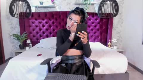 alexa_vandercloude online show from March 2025 03:18:01 PM