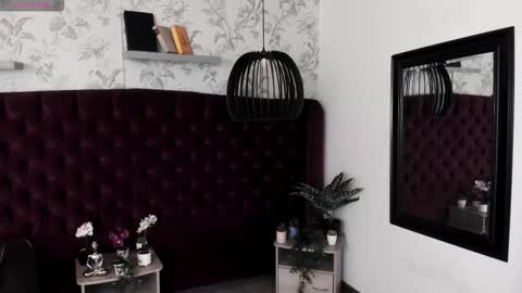 alexa_vandercloude online show from October 2025 10:20:02 PM