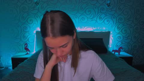 angel online show from December 2024 03:24:01 AM