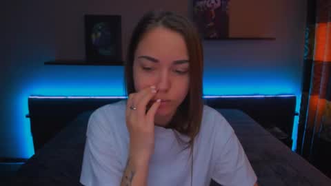 angel online show from February 2025 03:28:01 AM