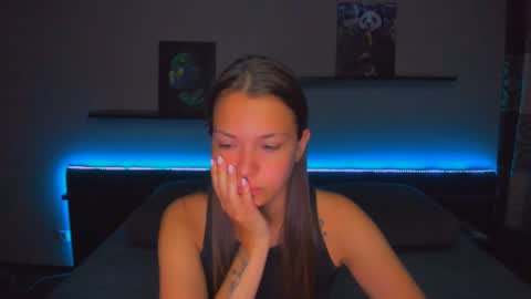 Snapshot of alexabarkley chatting on June 2026 12:46:02 AM angel online show from June 2026 12:46:02 AM