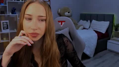 AlexaHarmon online show from November 2025 06:26:02 AM