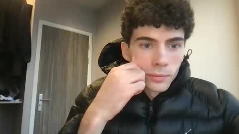 Snapshot of alexander0_ chatting on February 2026 10:45:01 AM Alexander online show from February 2026 10:45:01 AM