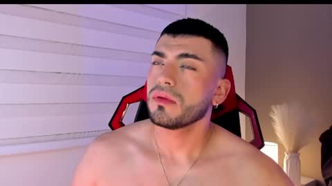 Alexander Diaz online show from April 2026 12:22:02 PM