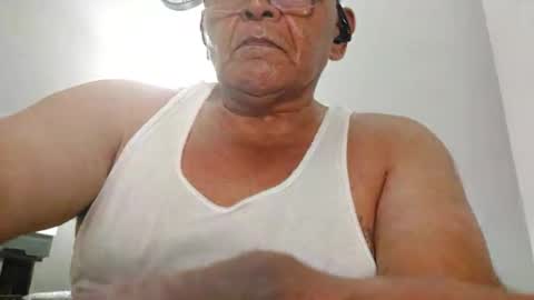 alexanderv28 online show from January 2025 06:25:01 AM