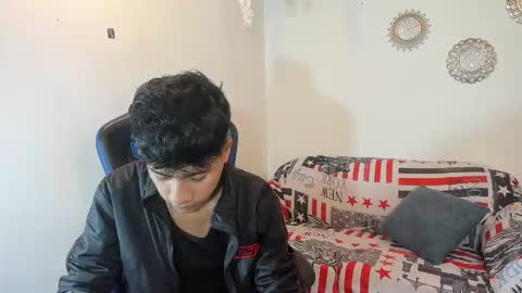 chicos hot online show from October 2025 02:10:01 PM