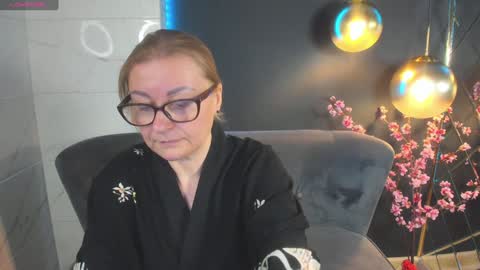 Alexandra online show from December 2024 04:51:02 PM