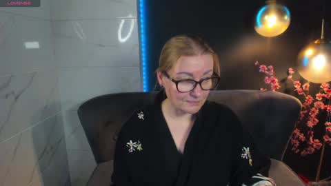 Alexandra online show from December 2024 02:17:01 AM