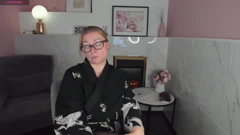 Alexandra online show from January 2025 05:56:01 PM