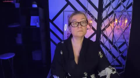 Alexandra online show from February 2025 10:36:01 PM