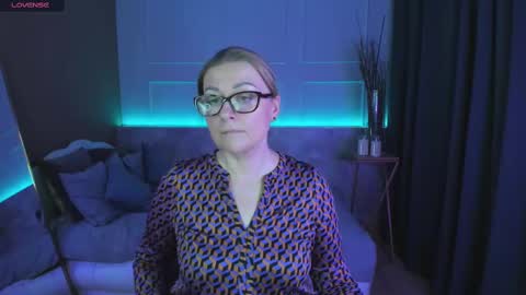 Alexandra online show from February 2025 02:58:02 AM