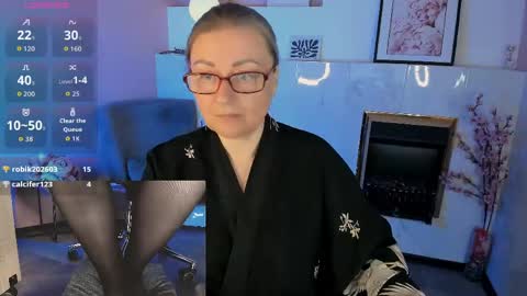 Alexandra online show from April 2026 09:59:02 PM