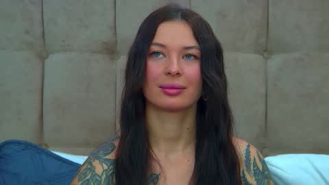 AlexandraBloom online show from September 2025 06:30:02 PM