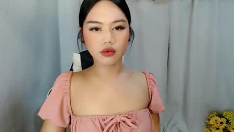 Snapshot of alexandralovely_9 chatting on November 2025 01:33:02 PM Andrea online show from November 2025 01:33:02 PM