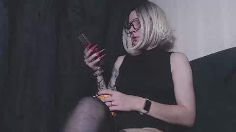 Alexandra online show from November 2025 08:08:02 AM