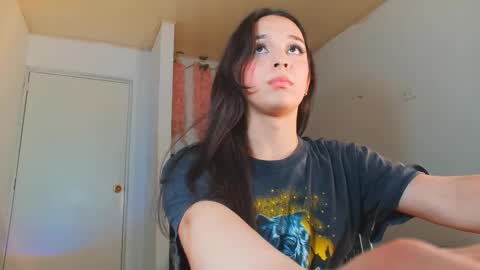 Snapshot of alexandre_chuad chatting on February 2026 02:04:01 AM Alexa online show from February 2026 02:04:01 AM