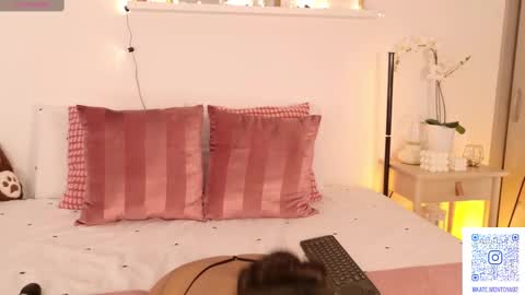 Snapshot of alexaporter chatting on October 2025 08:09:02 PM Alexa online show from October 2025 08:09:02 PM