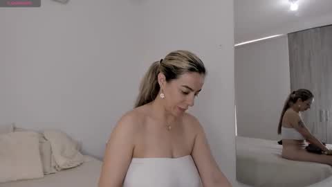 Snapshot of alexastormm chatting on February 2026 05:00:02 PM alexastormm online show from February 2026 05:00:02 PM