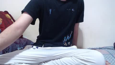 Snapshot of alexdelarge323 chatting on May 2026 02:23:02 PM Alex online show from May 2026 02:23:02 PM