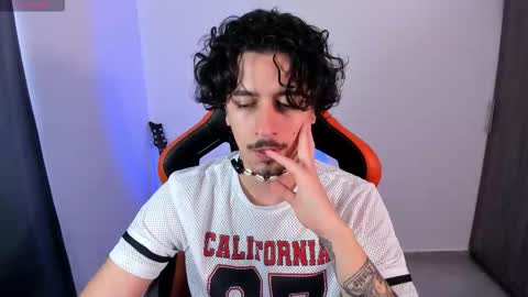 alexfloreszzz online show from February 2026 05:10:02 PM