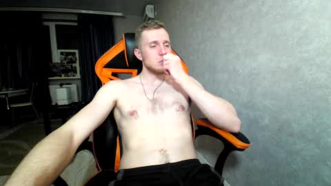 Alex online show from March 2025 08:37:02 PM