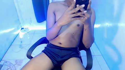 alexgrayanx online show from September 2025 07:03:01 PM