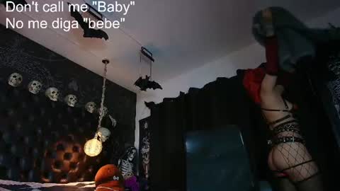 Snapshot of alexhoe_ chatting on June 2026 06:35:02 PM Alex online show from June 2026 06:35:02 PM