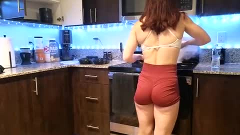 Alexi online show from December 2024 11:10:02 PM