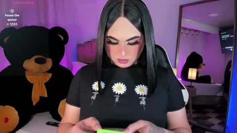  alexia mattel  online show from November 2025 07:03:01 PM