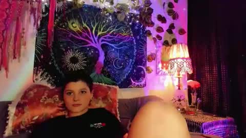 Alex online show from October 2025 03:35:02 PM