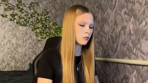 Alexia online show from April 2026 03:07:01 PM
