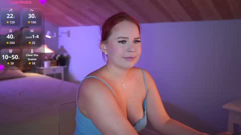 Snapshot of alexis_bess chatting on July 2026 06:57:02 PM Alexis online show from July 2026 06:57:02 PM
