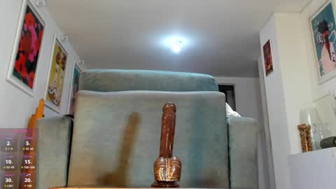 Alexis London online show from September 2025 06:48:02 AM