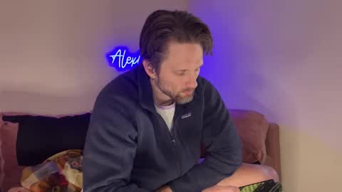 Alex Mann online show from November 2025 05:01:02 PM