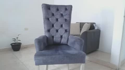 Snapshot of alexmaximuss chatting on January 2025 04:51:02 PM Maximuss online show from January 2025 04:51:02 PM