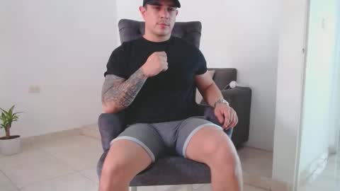 Snapshot of alexmaximuss chatting on March 2025 06:00:02 PM Maximuss online show from March 2025 06:00:02 PM