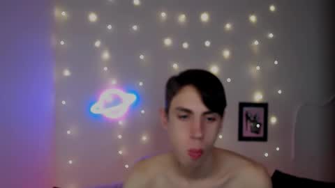 alexnaughty14 online show from December 2025 10:33:01 AM