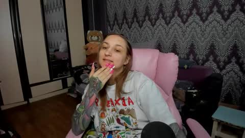 Snapshot of alexracc00n chatting on January 2025 10:58:02 AM Alex online show from January 2025 10:58:02 AM