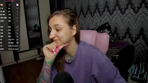 Snapshot of alexracc00n chatting on January 2025 08:01:01 AM Alex online show from January 2025 08:01:01 AM